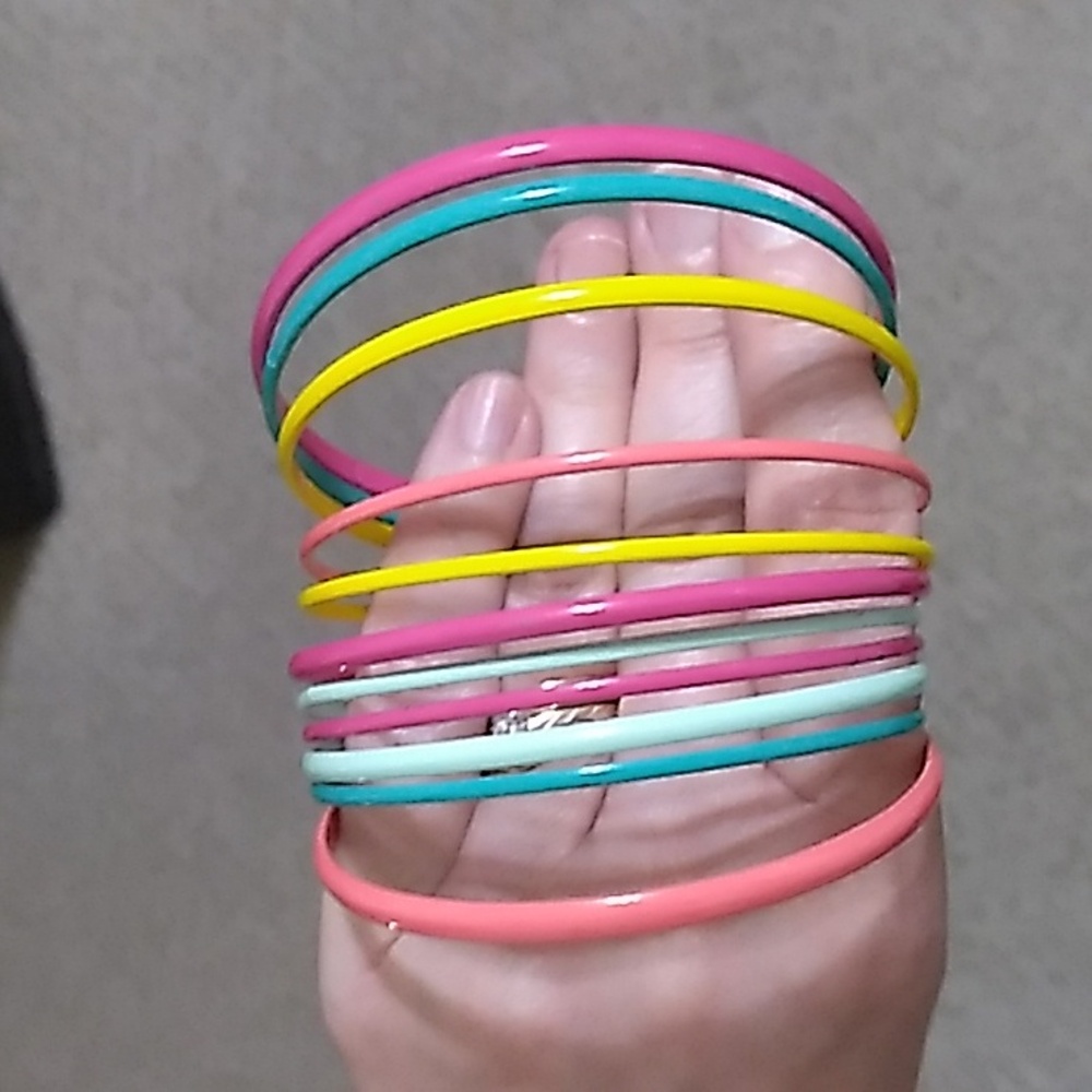 Colorful bangles